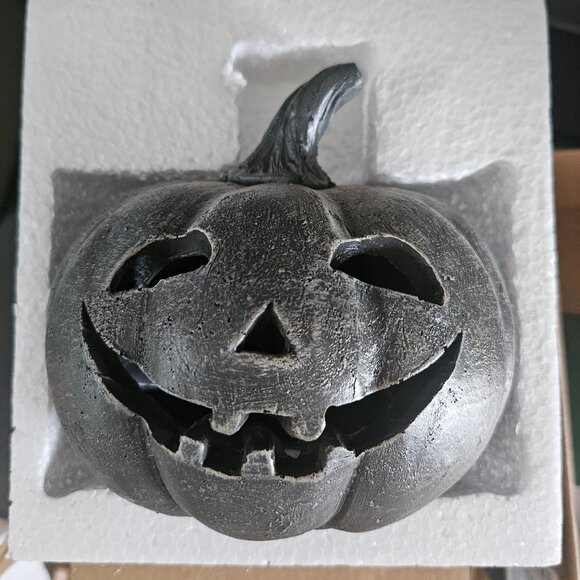NEW! Light Up Jackolantern Pumpkin Halloween - Picture 1 of 3
